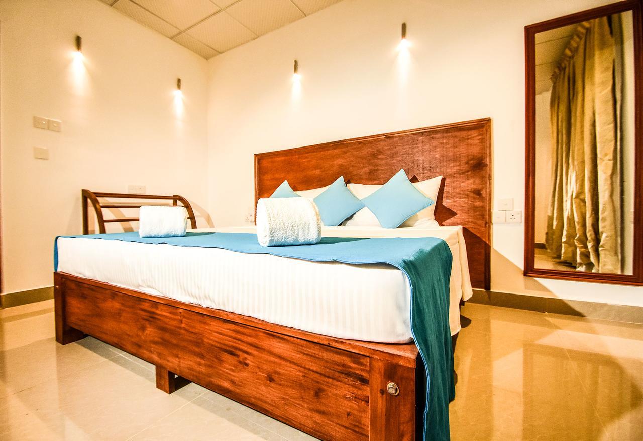 Heavens Door Guest Inn Kandy Exterior photo