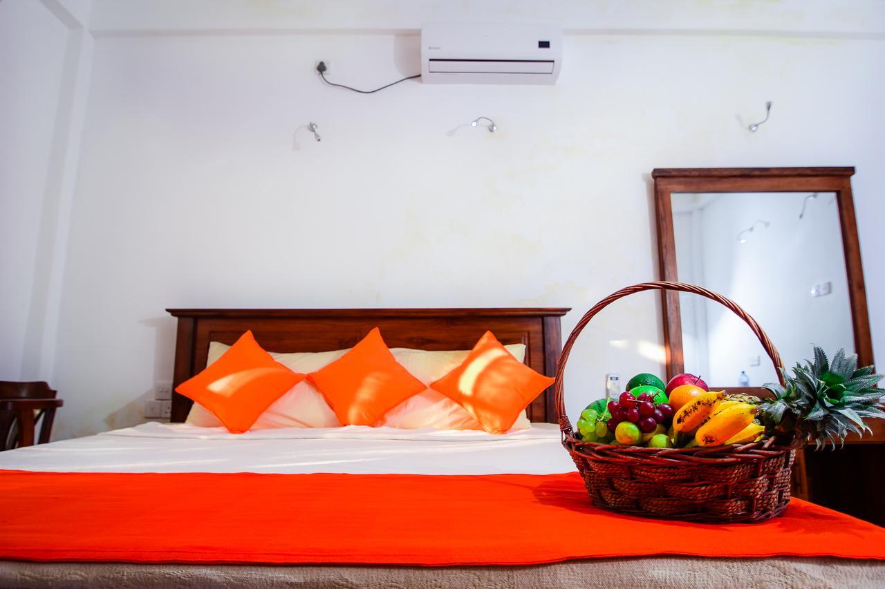 Heavens Door Guest Inn Kandy Exterior photo